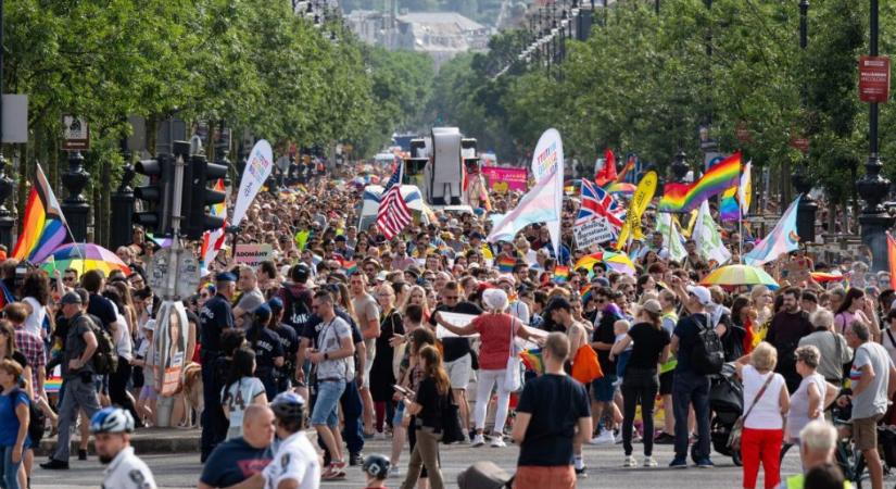 A Kúria harmadszor is megsemmisítette a szivárványos felvonulást betiltó BRFK-határozatot - 24.hu