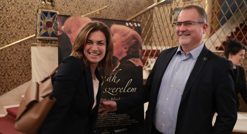 Először posztolt közös fotót Windisch László és Varga Judit - Blikk - Kvíz