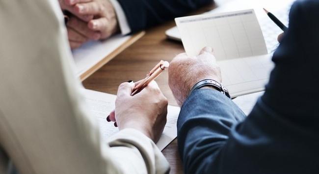 2025 végéig meghosszabbítják a lakossági kamatstopot – több százezer családot érint - Alon