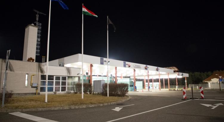 Ittasan szállított gyermekeket egy buszsofőr Bács-Kiskun vármegyében, csak a szerencsén múlott, hogy nem történt baj - Blikk