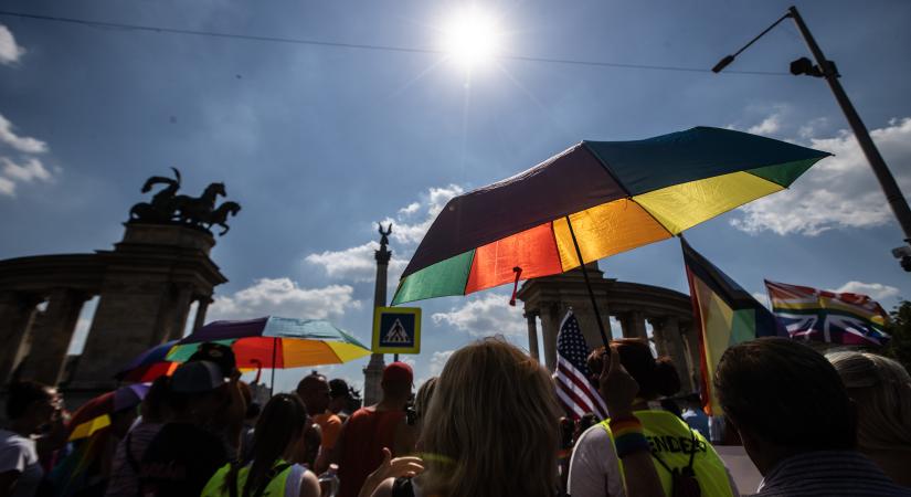 Megsemmisítette a Kúria a Pride- felvonulás tilalmát - Blikk