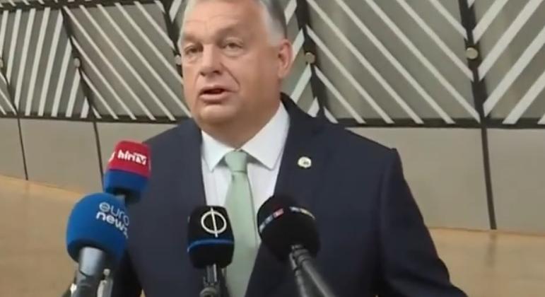 “A felcsúti Anulu” – Humoristák célpontjává vált Orbán Viktor furcsa dadogása - Debreceni Nap