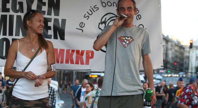 Megérkezett az MKKP első öt jelöltje a jövő évi választásokra- „Egyedül indulunk, de nem magányosan” - Blikk