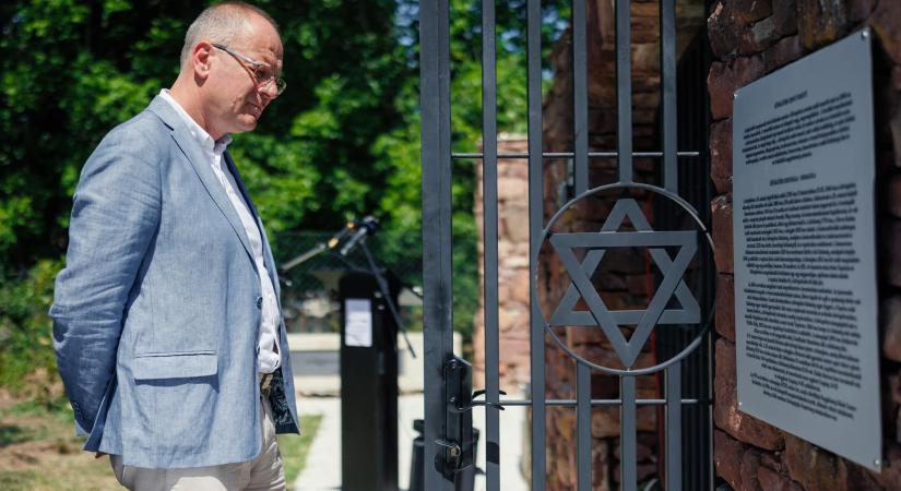 Navracsics Tibor: Nem ismétlődhet meg a holokauszt borzalma - vasarnap.hu