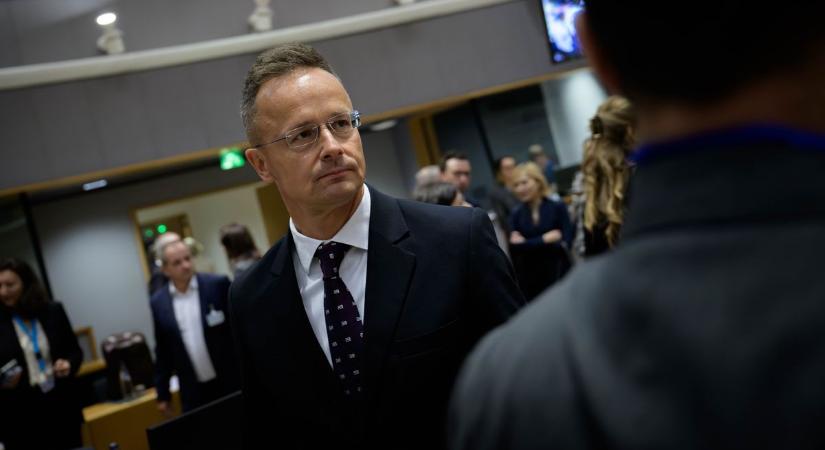 Kő kövön nem maradt: Szijjártó durván helyretette a magyarokat sértegető európai politikusokat (VIDEÓ) - Mandiner