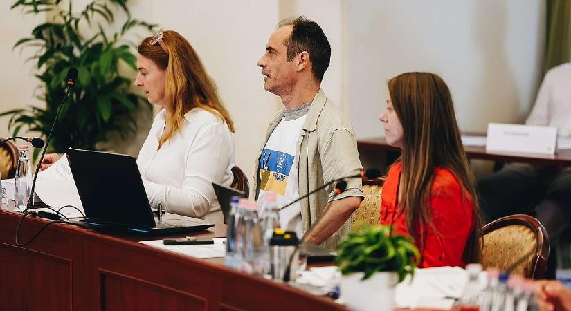 Ők lesznek a Kutyapárt listavezetői jövőre: meglepő nevek bukkantak fel - Napi.hu