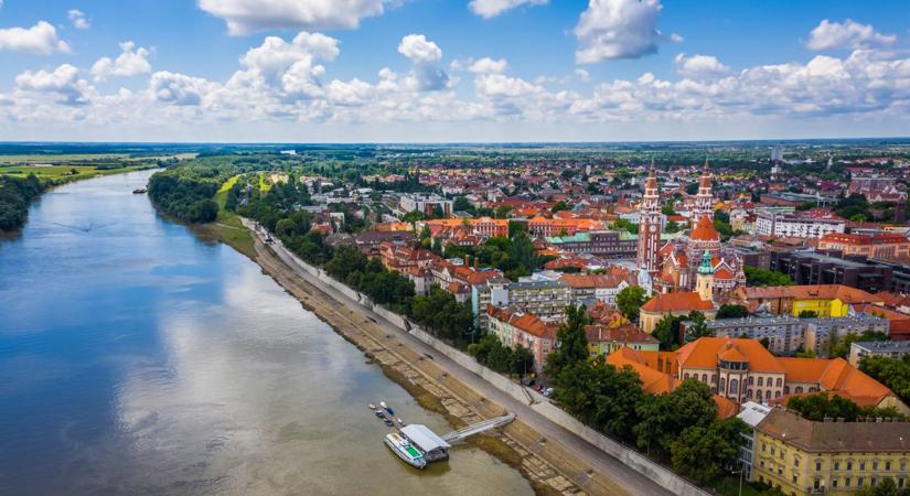 Brutális árat kérnek a szegedi nyaralókért, már a legolcsóbbért is mélyen zsebbe kell nyúlni - délmagyar