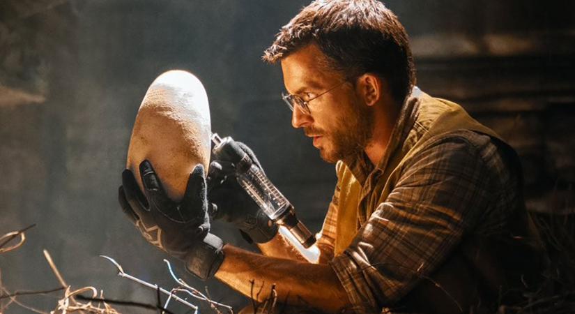 [BOX OFFICE] Az előrejelzések szerint a Jurassic World: Újjászületés a franchise egyik legszerényebb nyitányát produkálhatja - IGN