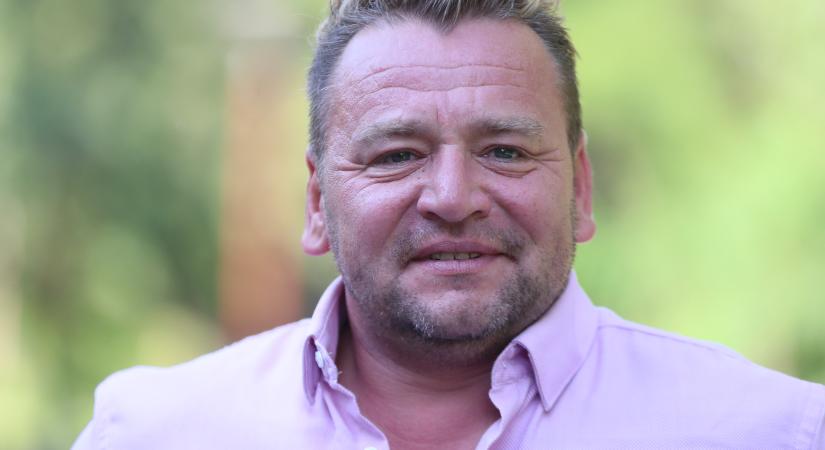 Mészáros Árpád Zsolt beszólt a celebeknek, nem is akárhogyan – Ezt hallgassa meg! - Blikk