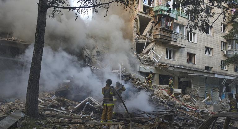 Pokoli tűz Odesszában: több civil halálra égett, gyerekek is megsérültek az orosz bombázásban - Oroszország háborúja Ukrajnában – az Index szombati hírösszefoglalója