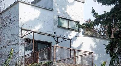 Van-e Budapesten Bauhaus-épület?