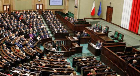 Kilép Lengyelország a gyalogsági aknák használatát tiltó nemzetközi egyezményből