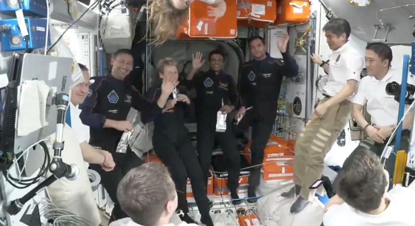 Kapu Tibor a világűr legnagyobb laboratóriumában