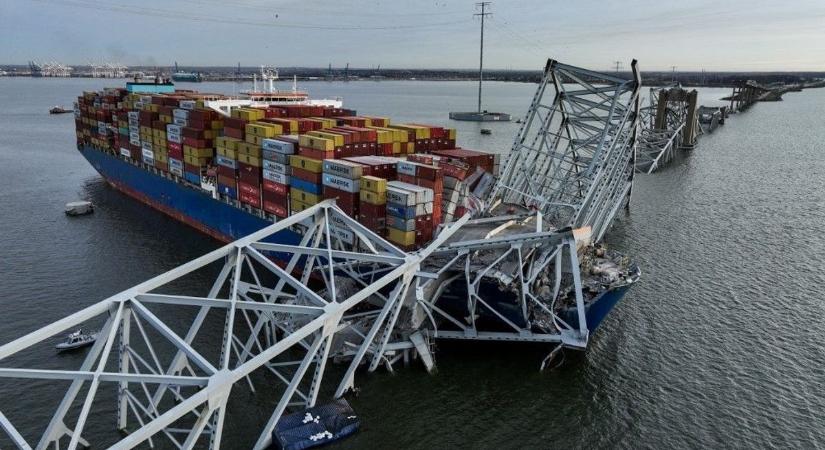 Már több mint évi 400 millió dolláros üzlet a tengeren takarítani