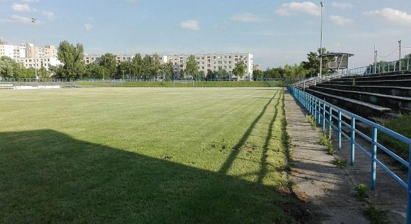 A DAC UP Kft. átadja a DAC sportegyesületnek a felnőttcsapat licencét