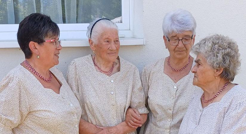 Országhatárainkon túlra is szállt a daluk
