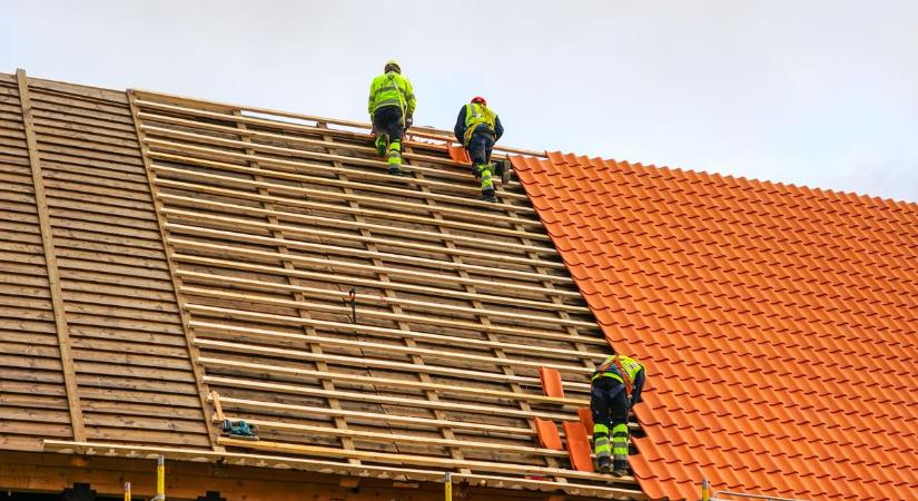 A 800 millióba a tetőfelújítás is belefér Marcaliban