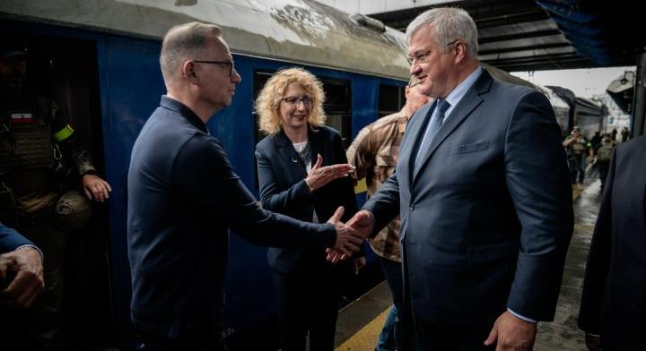 Búcsúlátogatásra érkezett Kijevbe Andrzej Duda