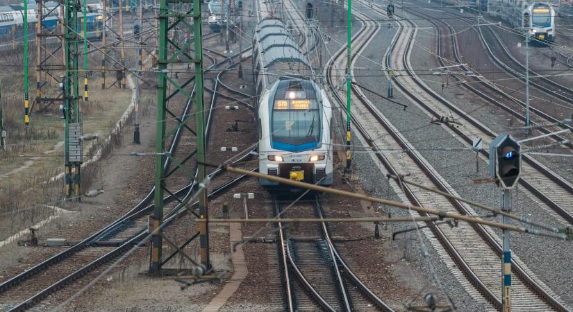 Napi MÁV: Nem járnak a vonatok Tata és Tatabánya között