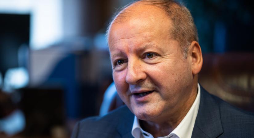 Simicskó István: a kormány rekordösszeget fordít a családok támogatására