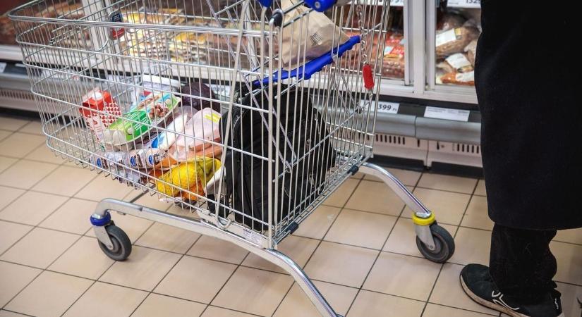 Életveszélyes: hihetetlen, hogy miért vonták ki a népszerű joghurtokat a forgalomból