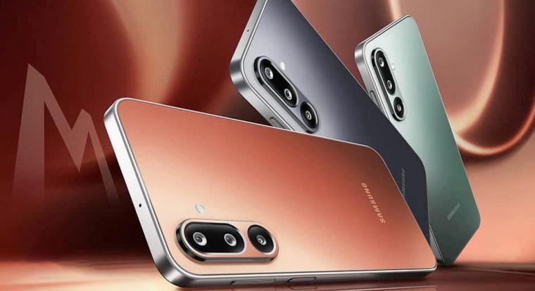 Középkategóriás mobilt villantott a Samsung