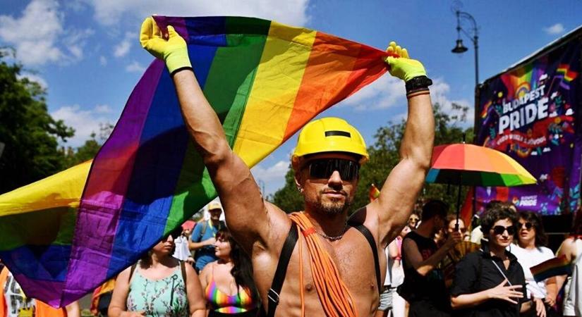 Nézőpont Intézet: a magyarok egyetértenek a pride korlátozásával