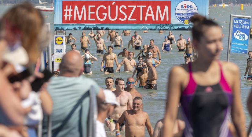 Soha nem jelentkeztek még ilyen sokan a Balaton-átúszásra