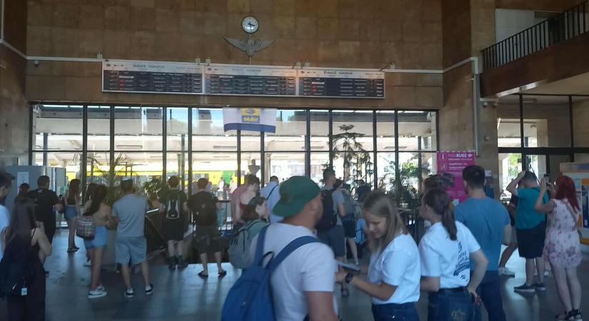 MÁV: délután is hosszabb menetidő, pótlóbusz a győri fővonalon