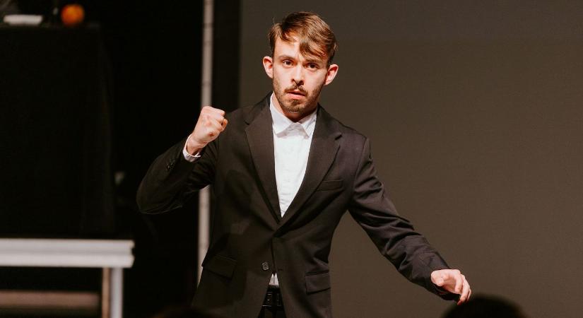 FESZTIVÁLRÓL HOZZUK: Ennek az öröm az alfája és omegája – Heringes William színművészeti egyetemi hallgató (INTERJÚFOTÓK)