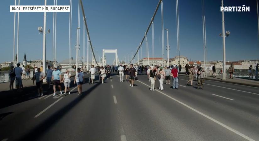 Megváltozott a megtiltott gyűlés útvonala, egy híddal arrébb vonultak