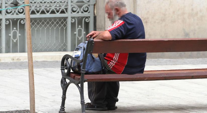 Nem csak a tél, a nyár is krízisidőszak a hajléktalanoknak