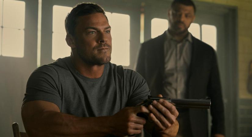 Nem sokkal a forgatás kezdete előtt lecserélték a Reacher 4. évadának egyik fontos színészét