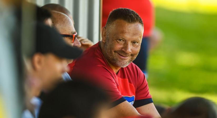 Kiváló hangulat, klasszikus mezszámok: Kakasdon játszott a Dárdai Dream Team (képgalériával)