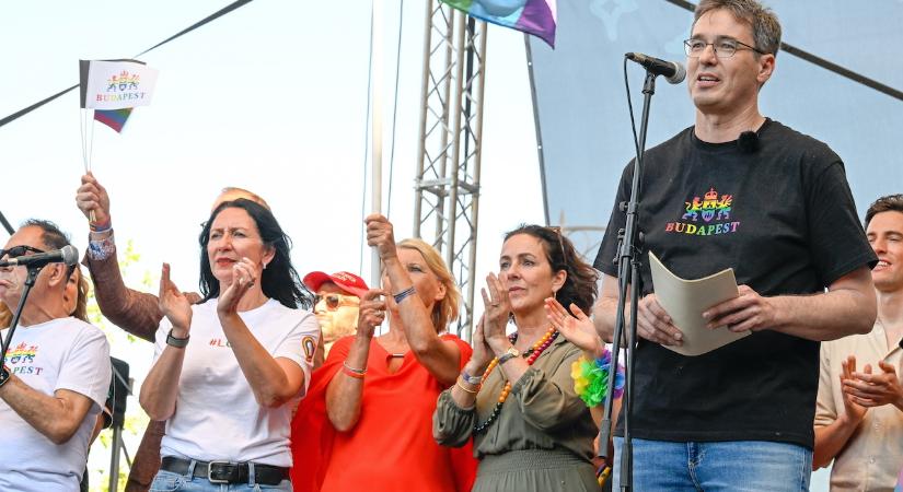 Dugók, szemét, csőd, Pride