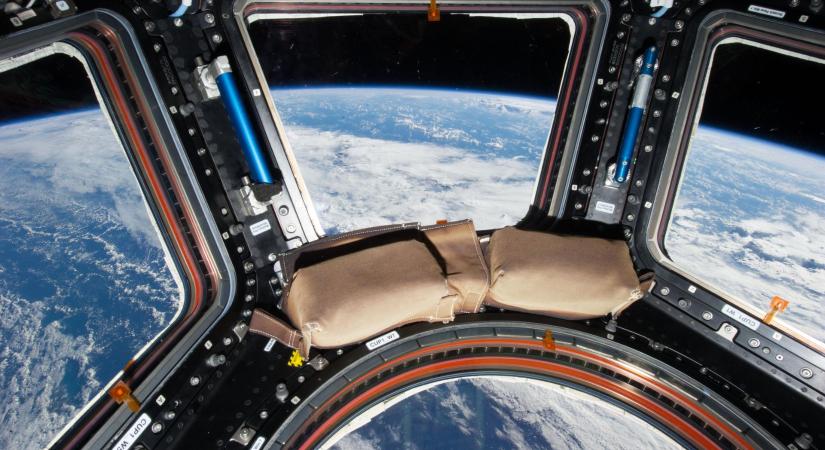 Kapu Tibor megmutatta 400 kilométeres magasságból a Balatont