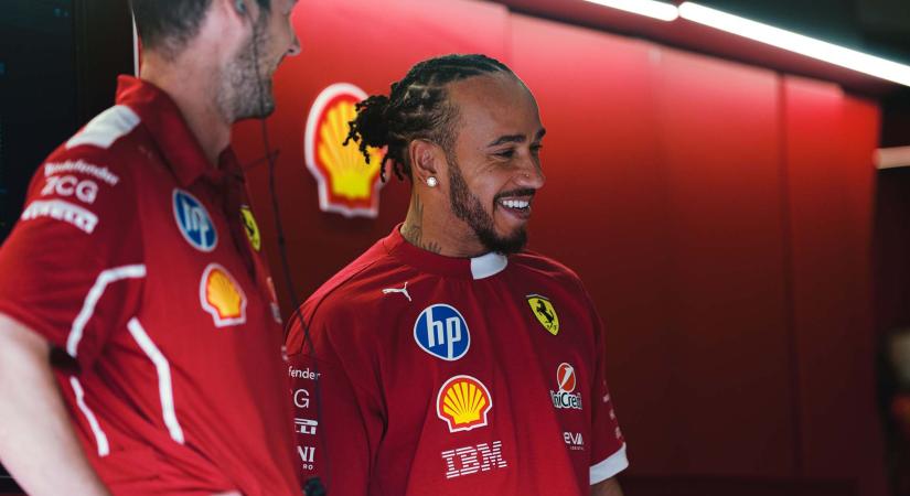 Hamilton a Ferrari „világszínvonalú” munkáját dicsérte, de inkább nem beszél dobogós reményekről Ausztriában