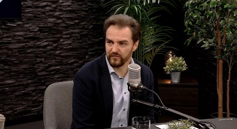 Így néz ki Dolhai Attila bájos felesége, Viki már megbocsátott a jóképű sztárnak