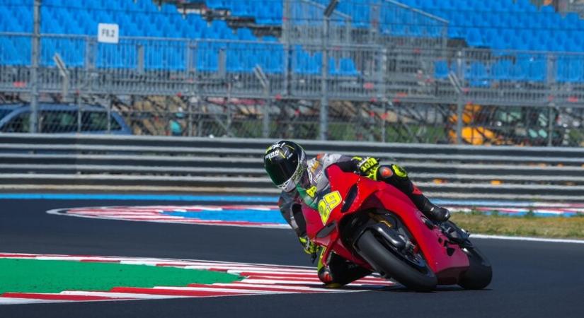 Tíz évre jön hozzánk a MotoGP, de a helyszín változhat - Magyarországon tesztelnek a GP-pilóták