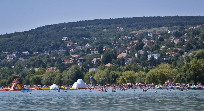 Nagy a baj a Balatonnál: már vízkorlátozást kellett bevezetni
