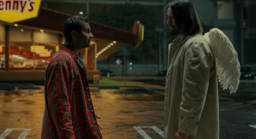 Befutott a Jó szerencse magyar előzetese, melyben Keanu Reeves egy peches angyalt játszik