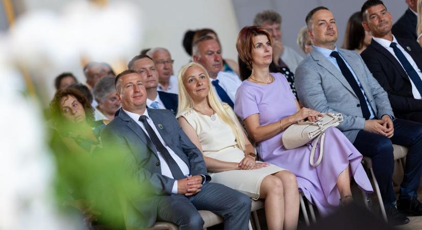 Őket tüntették ki Felsőzsolcán, a Pro Urbe címet Ybl-díjas építész kapta