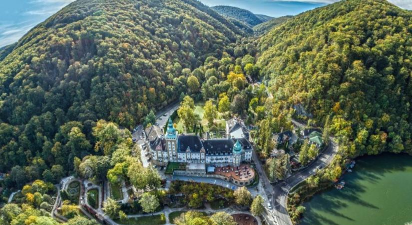 Hol nyaraltak a nagy magyar költők? — A Balatontól Esztergomig, Koltótól Lillafüredig