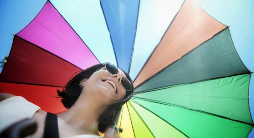 Arcok a százezres tömegből – így látták a HVG fotósai minden idők legnagyobb Pride-menetét