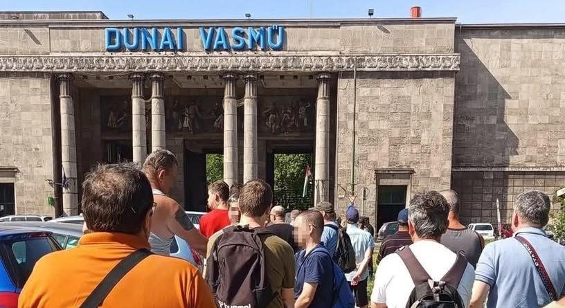 Brutálisan felpöröghet a munkanélküliség Dunaújvárosban a vasmű csődje miatt