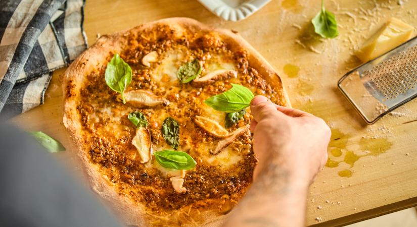 Gombakrémes pizza