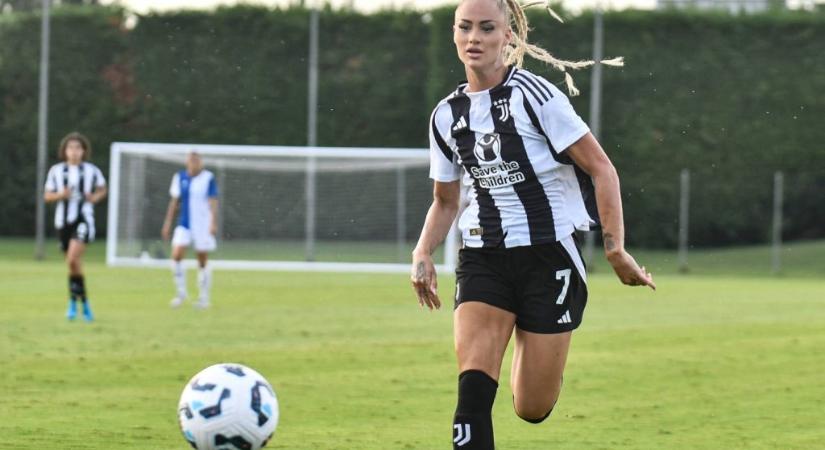 Megvesznek a közösségi oldalakon a milliomos influenszerért, aki állítja, számára csak a futball létezik