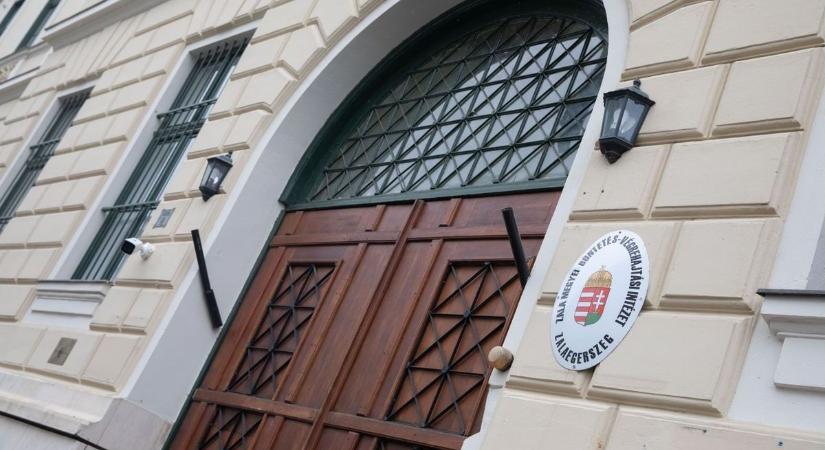 Pofátlan betörők: négymilliós erdészeti munkagépet is meglovasítottak, s összesen tízmilliós kárt okoztak