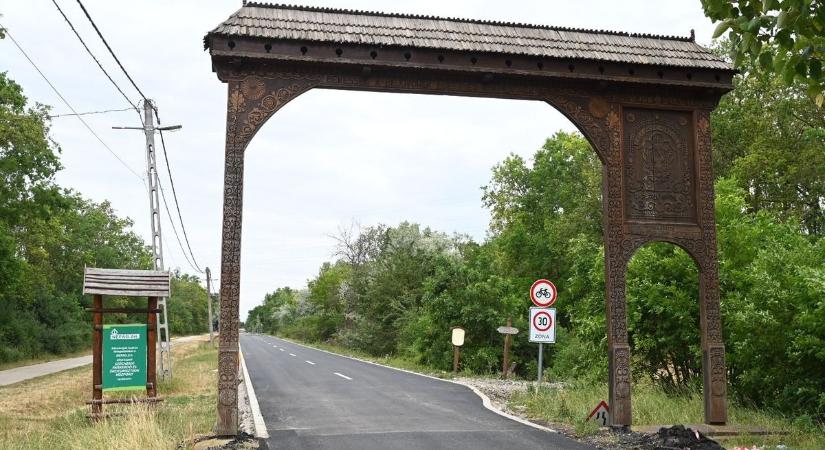Tükörsima aszfalton gurulhatunk alpakát simogatni, megújult a parkerdőhöz vezető útszakasz