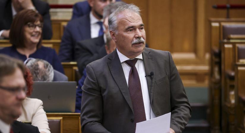 Súlyos a helyzet Magyarországon: itt vannak az Operatív Törzs friss döntései
